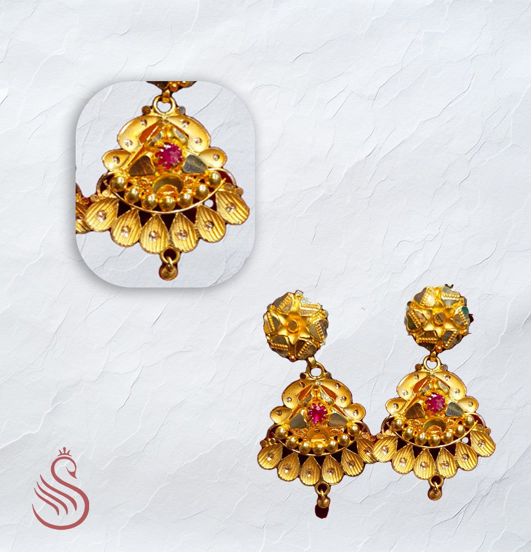 Gold Earrings Jhumkas - 4 Gm